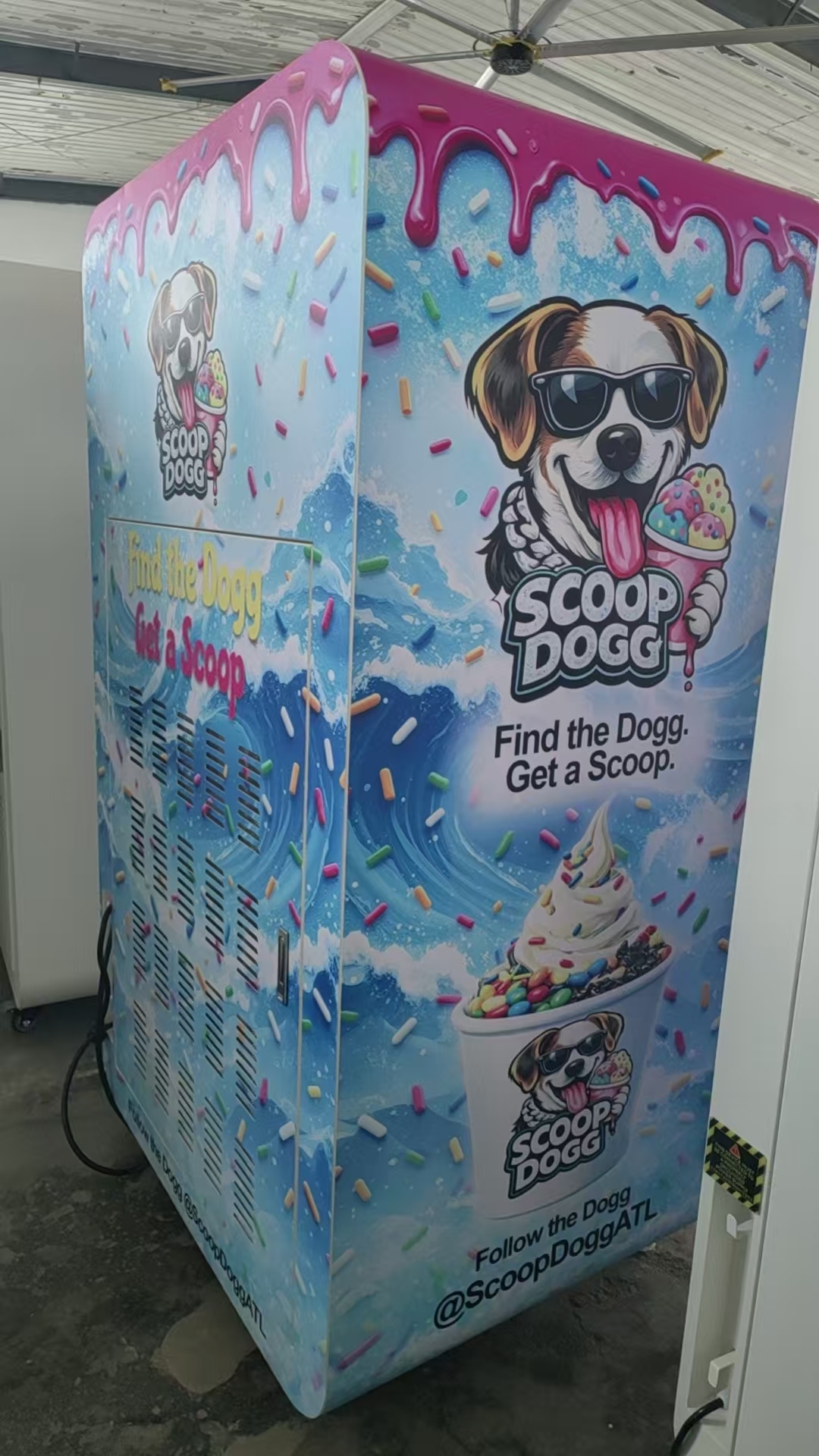 Scoop Dogg machine &mdash; rear wrap detail